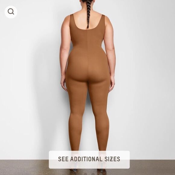 SKIMS Caramel All-in-One Scoop Neck Onesie Bodysuit Sz 4X NWT - Picture 3 of 12